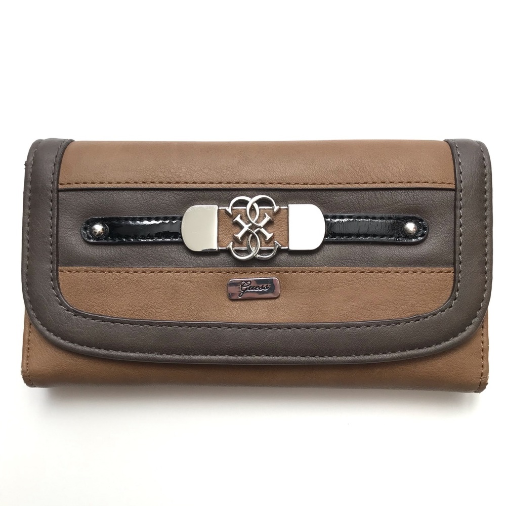 Guess clutch wallet